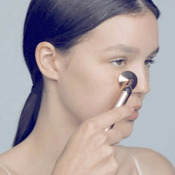 Luxe + Willow PHOENIX - Rose Quartz Vibrating Facial Roller BNIB! - Picture 11 of 12